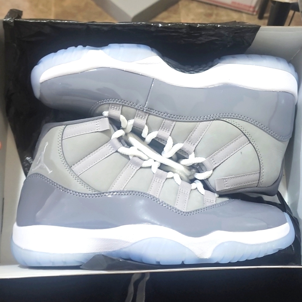 Jordan 11's
